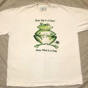 Online Ceramics Mens XL T Shirt “Every Step is a dance”